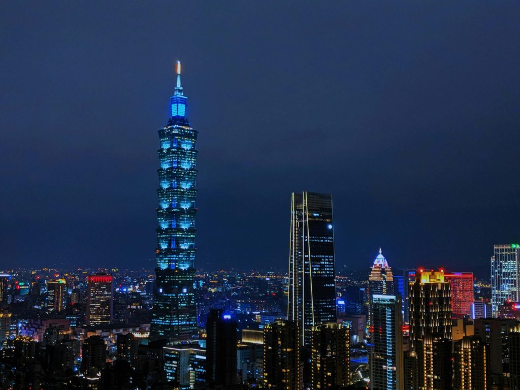 2026【台北101觀景台】門票優惠組合怎麼買?含快速通關、101樓加購、Skyline 460 6 101