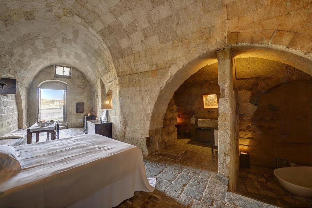 2026【馬泰拉 Matera】義大利馬泰拉自由行:千年Sassi石窟古城/交通/住宿/景點攻略 9 38748673