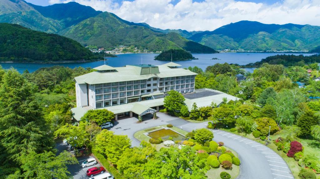 2026【河口湖住宿】富士山景飯店推薦!18間平價、溫泉到高級住宿一次整理 14 kawa08