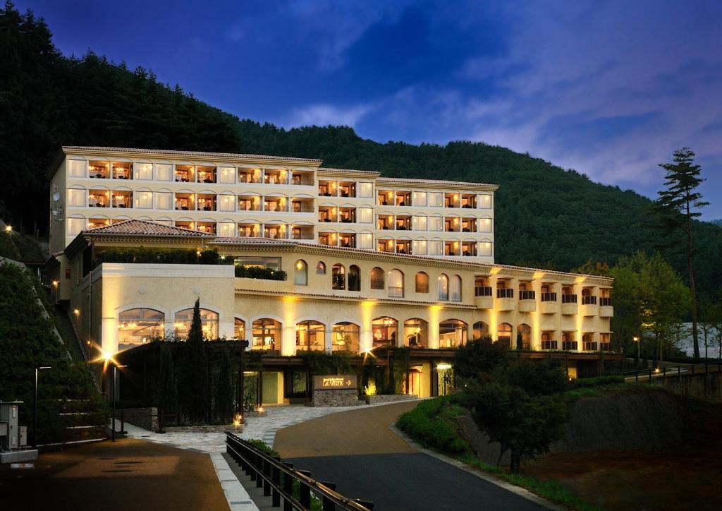 2026【河口湖住宿】富士山景飯店推薦!18間平價、溫泉到高級住宿一次整理 22 kawa15